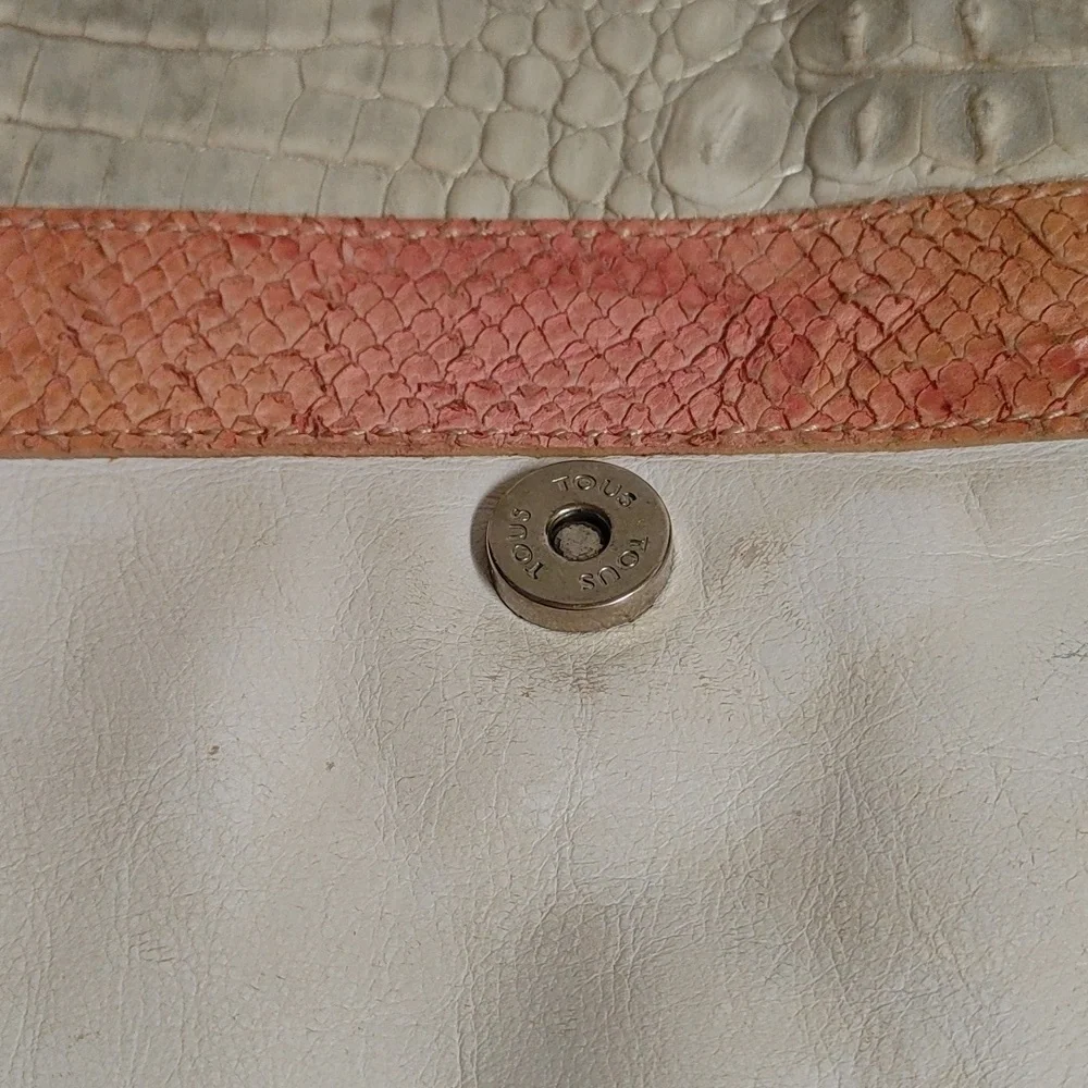 Vintage TOUS Flat Cross Shoulder Cobra & Crocodile Embossed Bag - Picture 13 of 15
